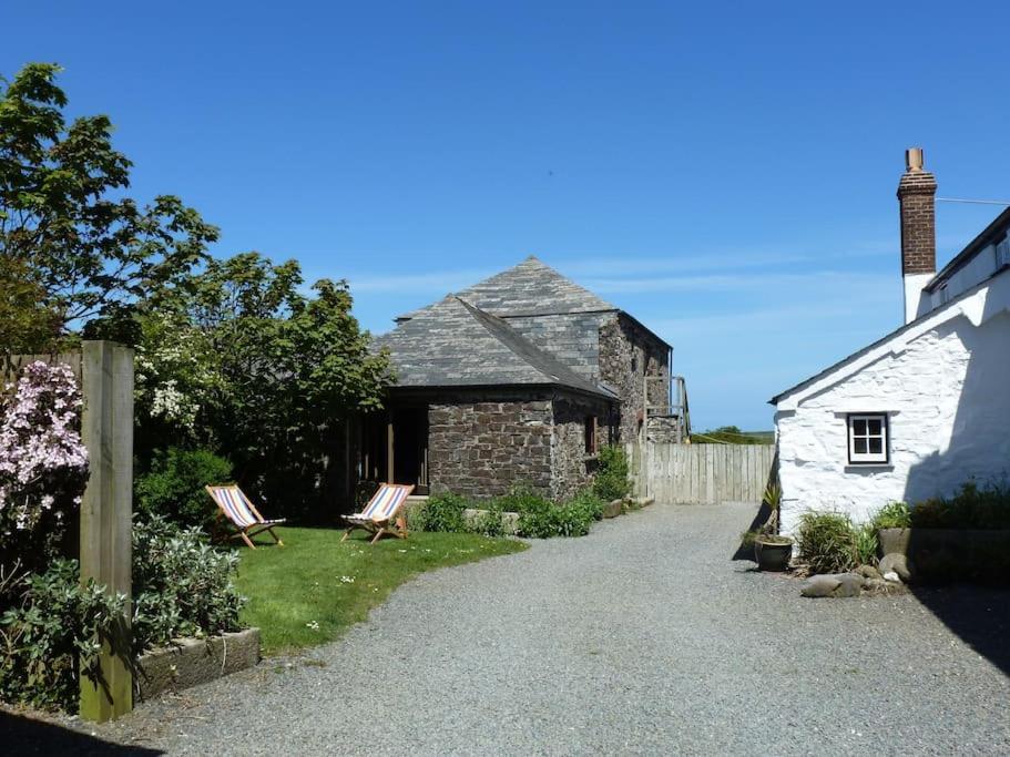 Lower Tresmorn Farmhouse Crackington Haven Exterior foto